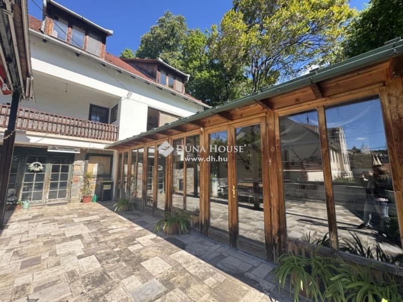 Eladó családi ház Szentendre