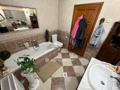 Eladó családi ház Hernád
