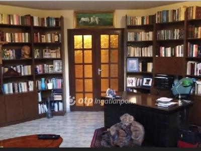 Eladó családi ház Pécs