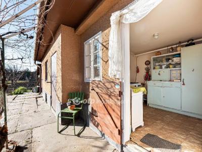 Eladó családi ház Abony