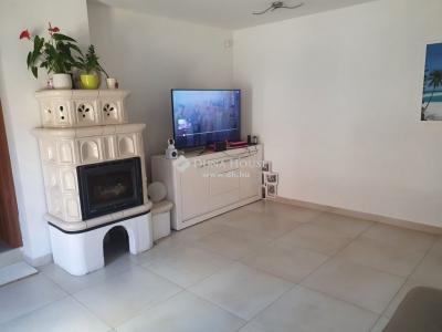 Eladó családi ház Veszprém