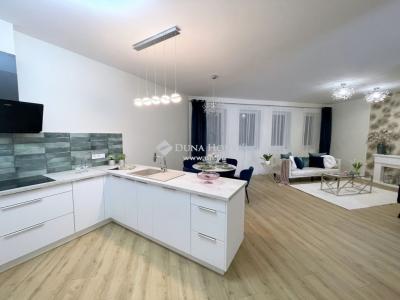 Eladó lakás Kecskemét