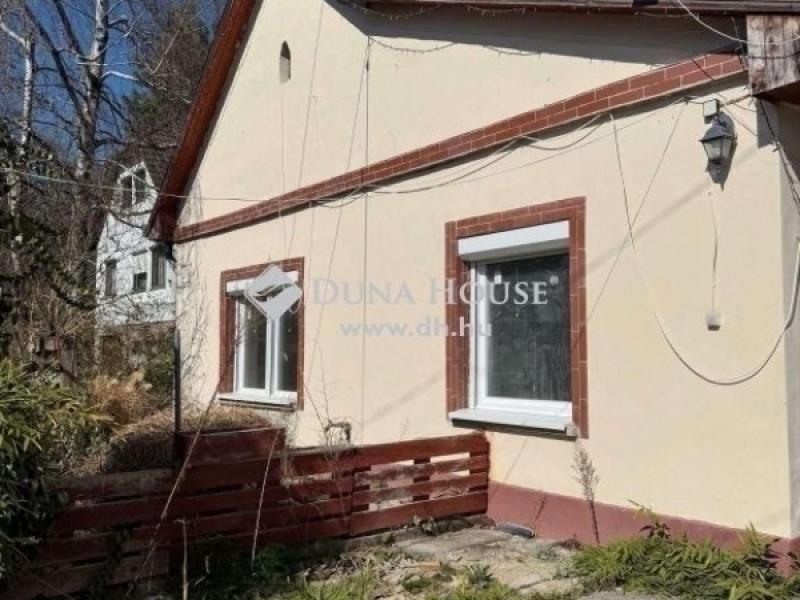 Eladó családi ház Gödöllő