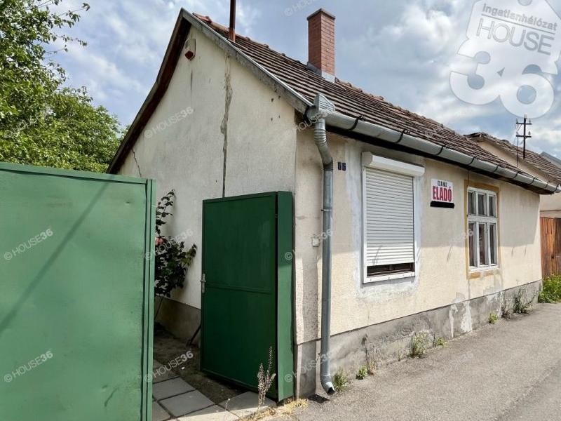 Eladó családi ház Kecskemét
