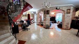 Eladó családi ház Budapest