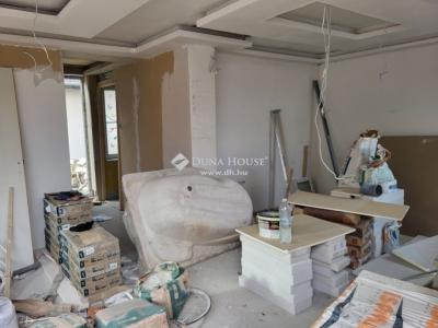 Eladó családi ház Budapest