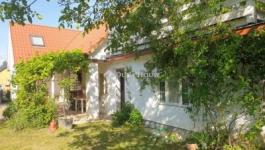 Eladó családi ház Balatonszárszó