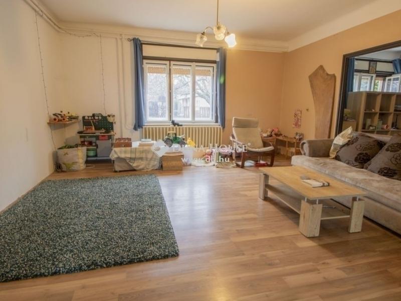 Eladó családi ház Ecser