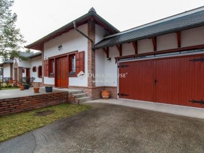 Eladó családi ház Budapest