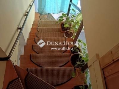 Eladó családi ház Budapest