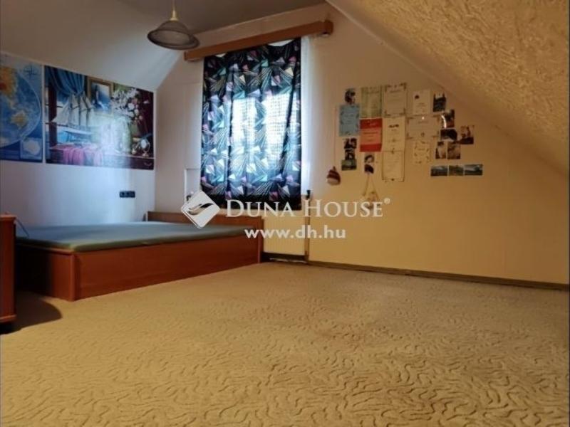 Eladó családi ház Budapest