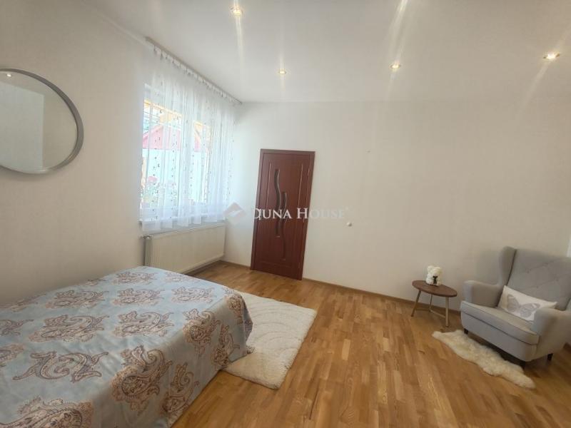 Eladó családi ház Budapest