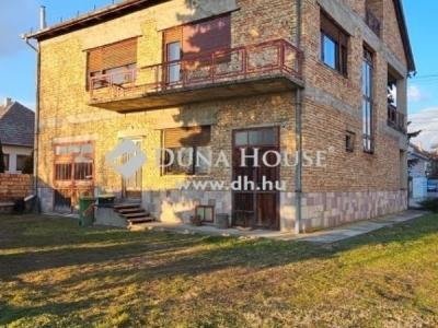 Eladó családi ház Tápiószecső