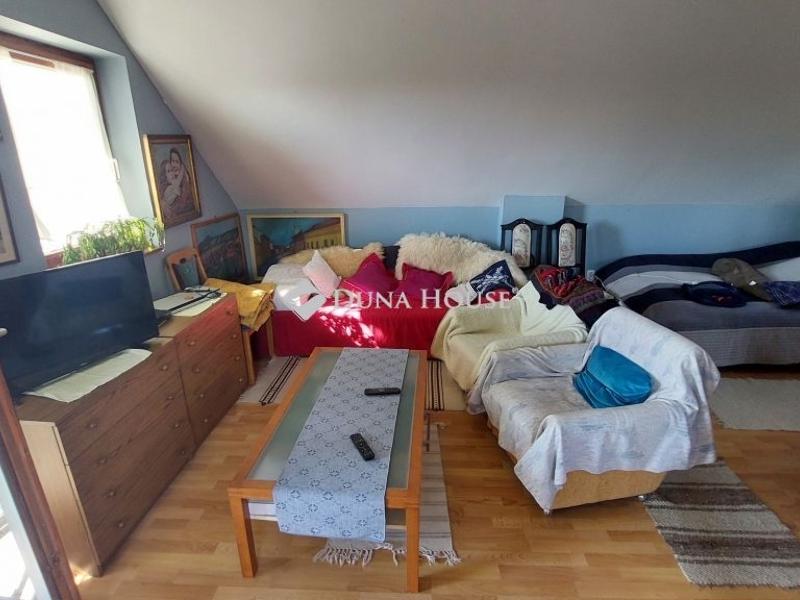 Eladó családi ház Vác