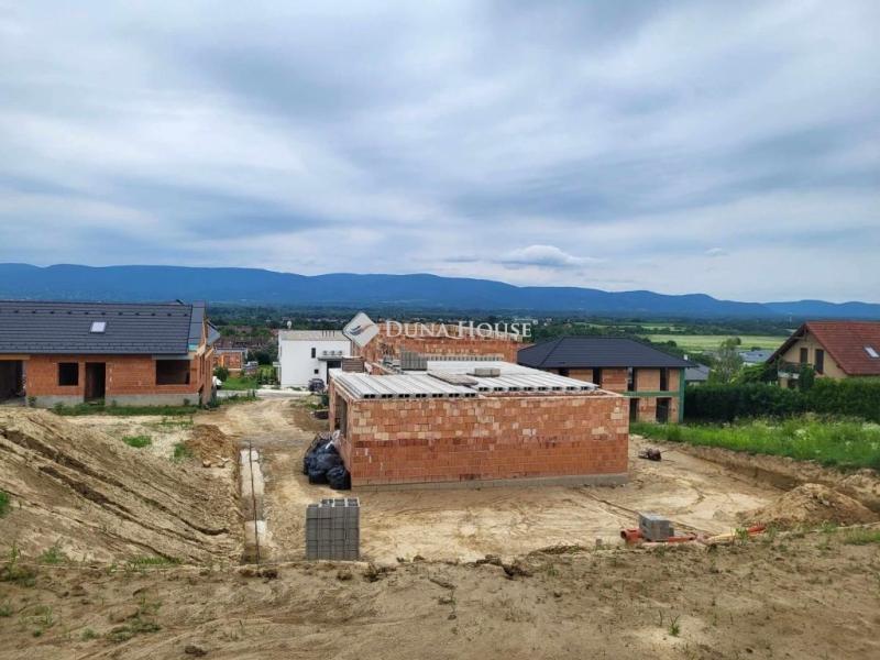 Eladó lakás Vác
