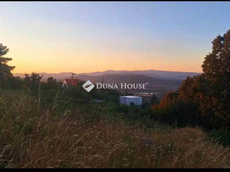 Eladó lakóövezeti telek Dunabogdány