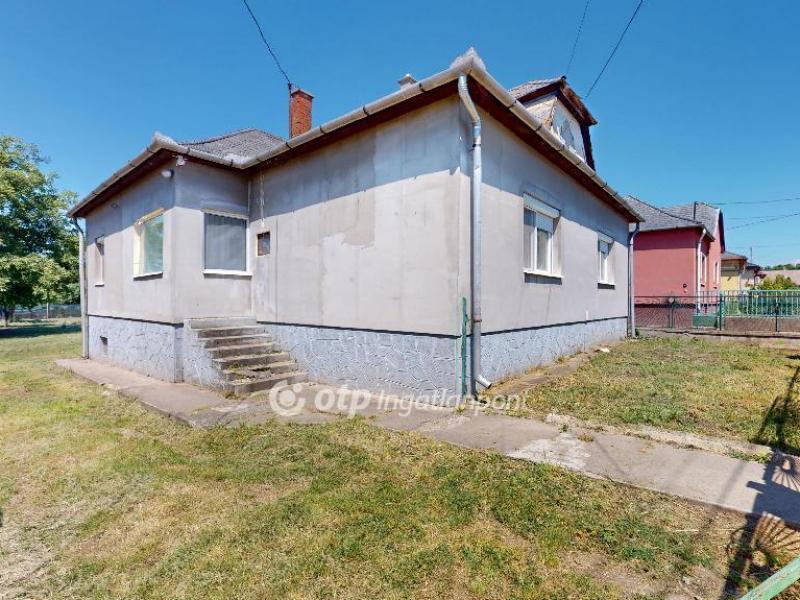 Eladó családi ház Putnok