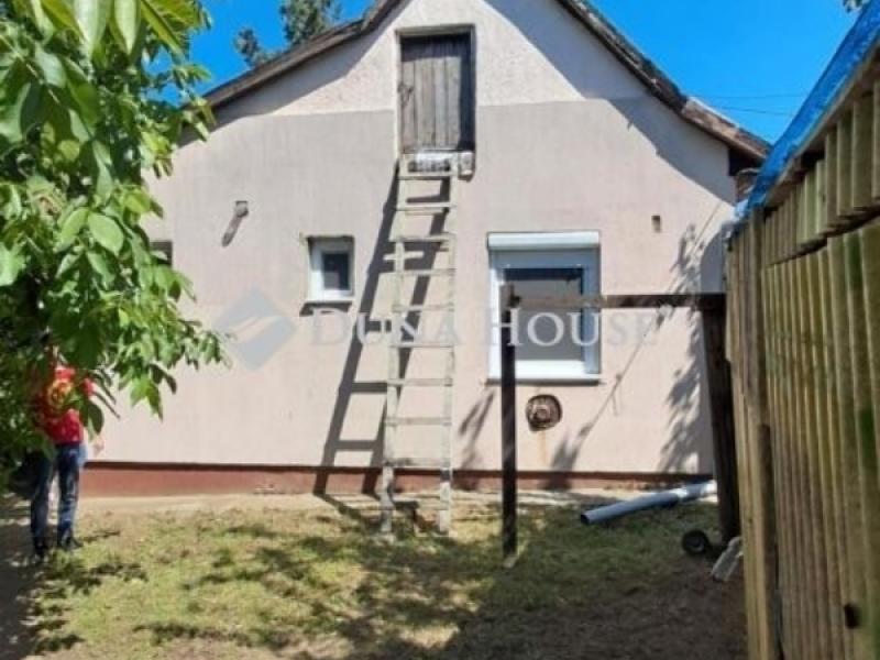 Eladó családi ház Debrecen