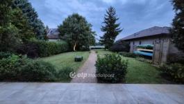 Eladó családi ház Szigetszentmárton