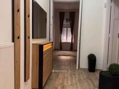 Eladó lakás Budapest