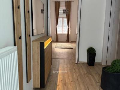 Eladó lakás Budapest