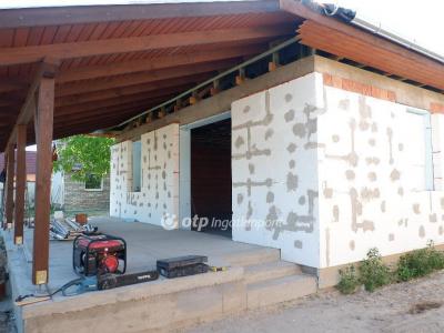 Eladó családi ház Forráskút