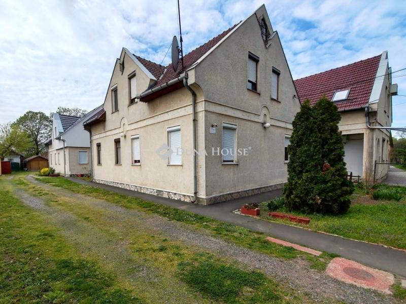 Eladó lakás Békéscsaba