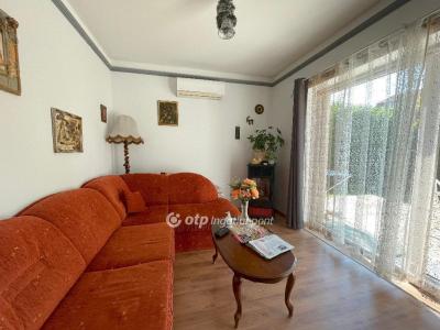 Eladó családi ház Siófok