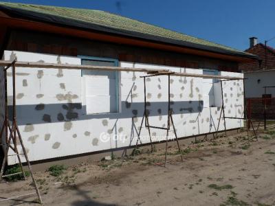 Eladó családi ház Forráskút