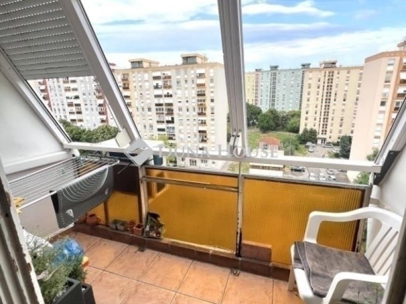 Eladó lakás Pécs