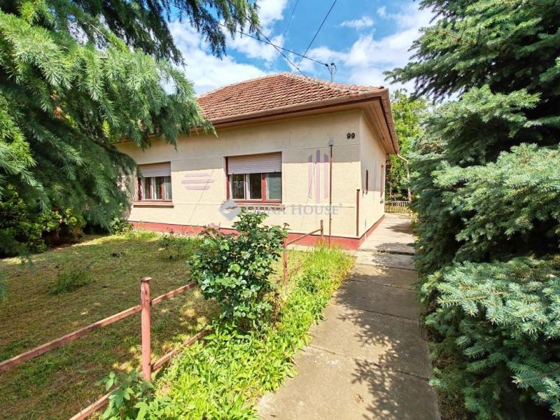 Eladó családi ház Békéscsaba