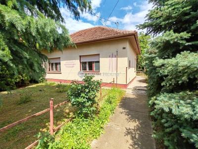 Eladó családi ház Békéscsaba