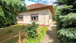 Eladó családi ház Békéscsaba