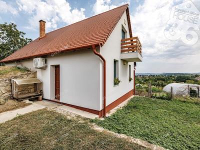 Eladó üdülőövezeti telek Etyek