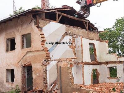 Eladó családi ház Szeged