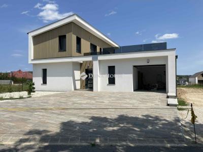 Eladó családi ház Cserszegtomaj