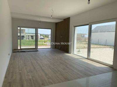 Eladó családi ház Cserszegtomaj