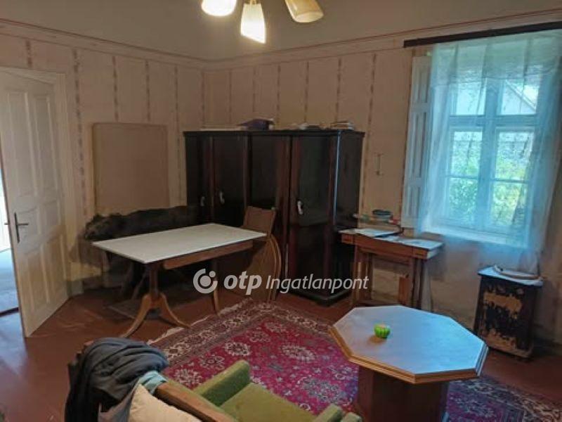 Eladó családi ház Túrkeve