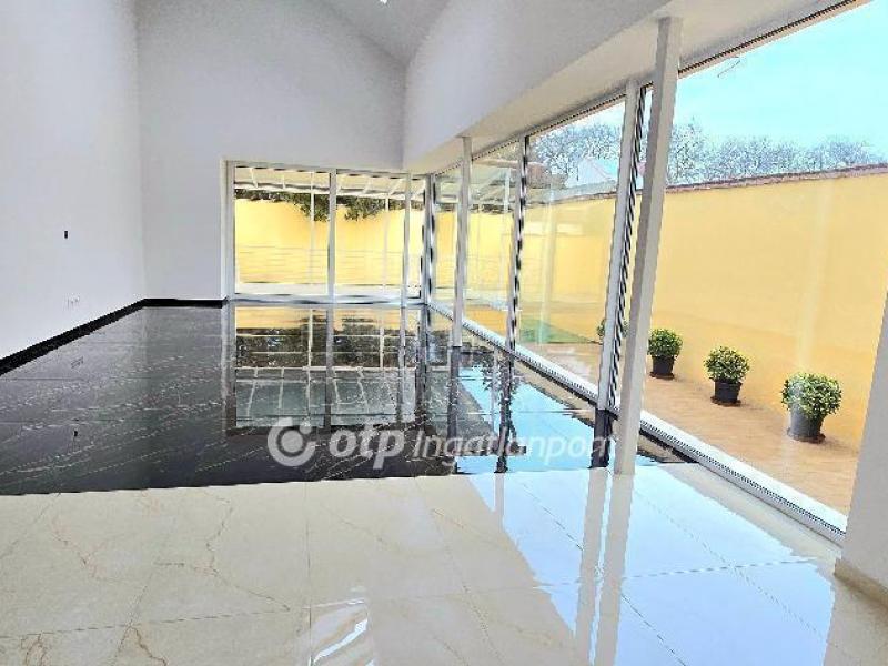 Eladó családi ház Debrecen