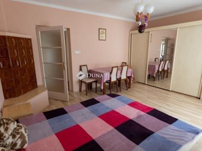 Eladó családi ház Pécs