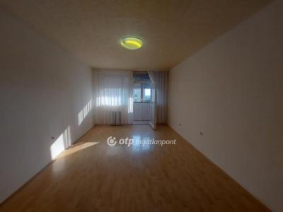 Eladó lakás Pécs