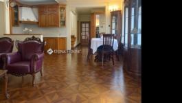 Eladó családi ház Budapest