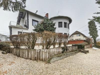 Eladó családi ház Budapest