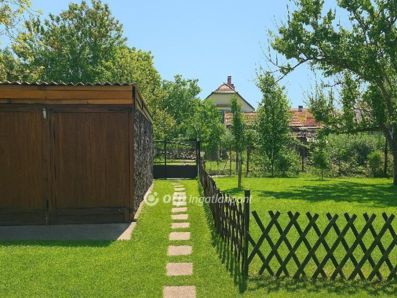 Eladó családi ház Kiskunlacháza