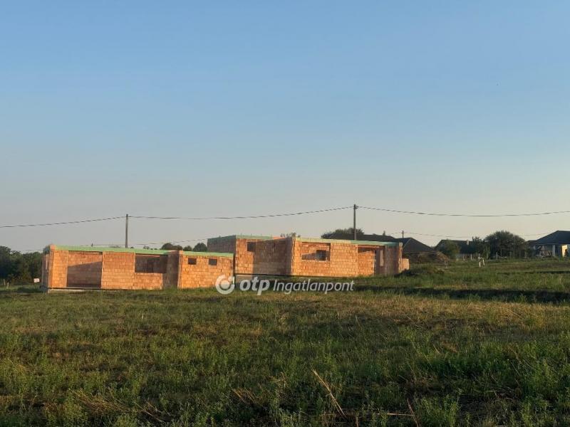 Eladó családi ház Tordas