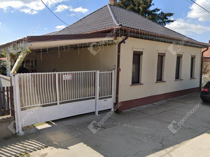 Eladó családi ház Pilis