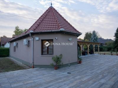 Eladó családi ház Gödöllő
