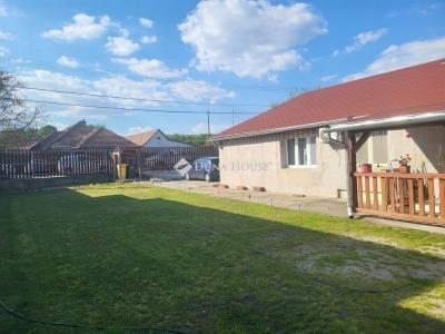 Eladó családi ház Gyál