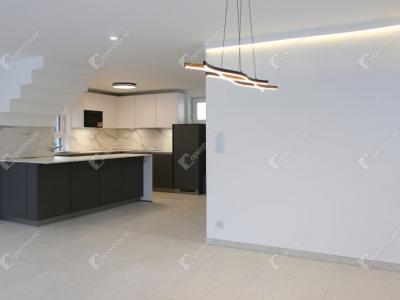 Eladó családi ház Alsóörs