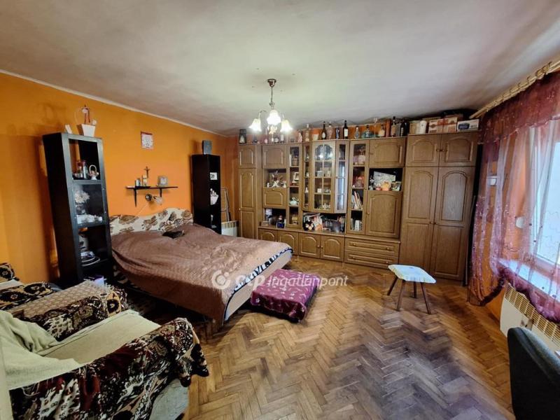 Eladó családi ház Kecskemét